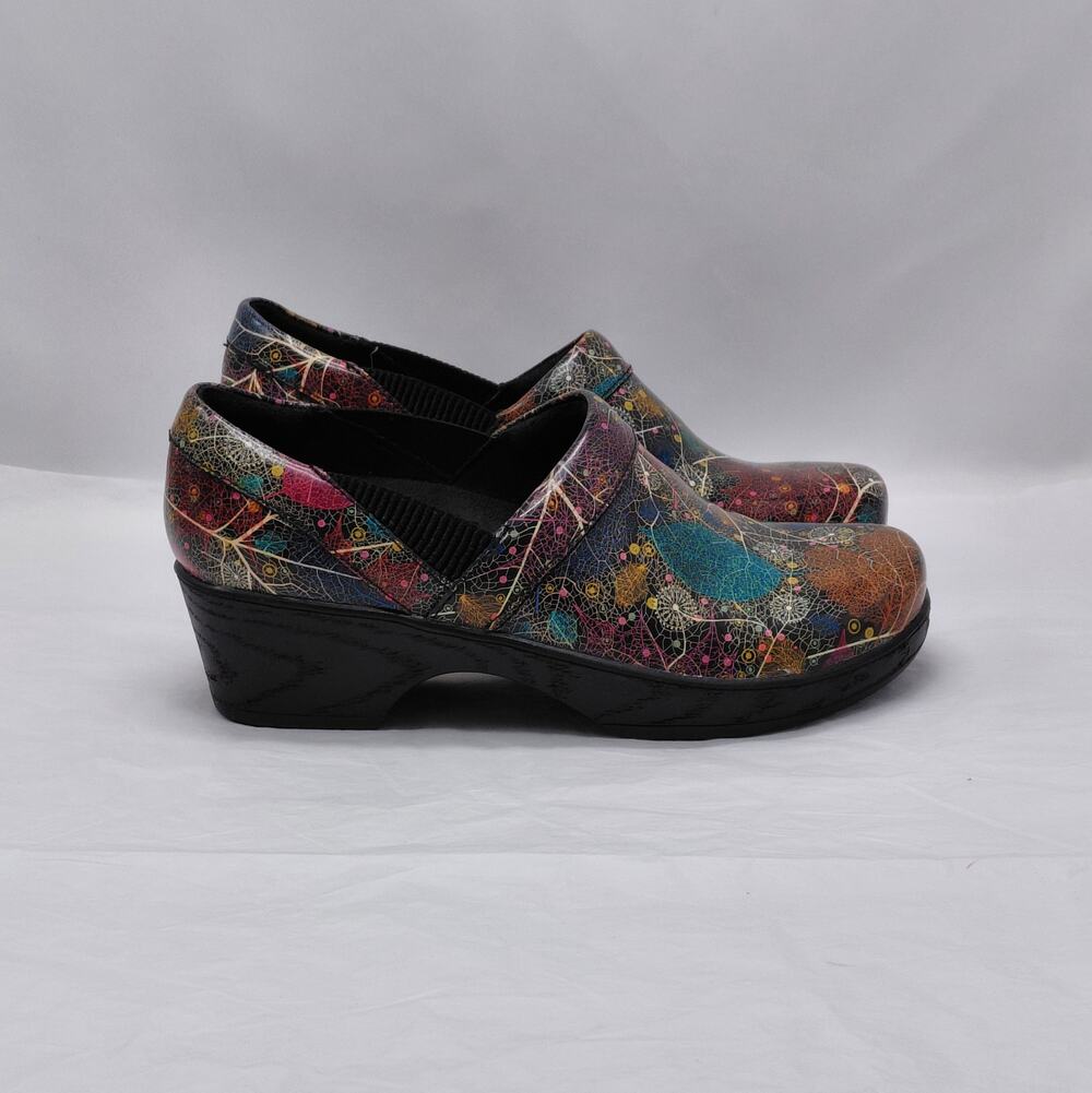 Klogs Womens Clogs Size 6 Multi Comfort Work Artsy Slip Resistant Nurse Shoes